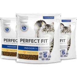 Perfect Fit™ Indoor (1+) 3x750g – sucha karma pełnoporcjowa dla dorosłych kotów, bogata w kurczaka